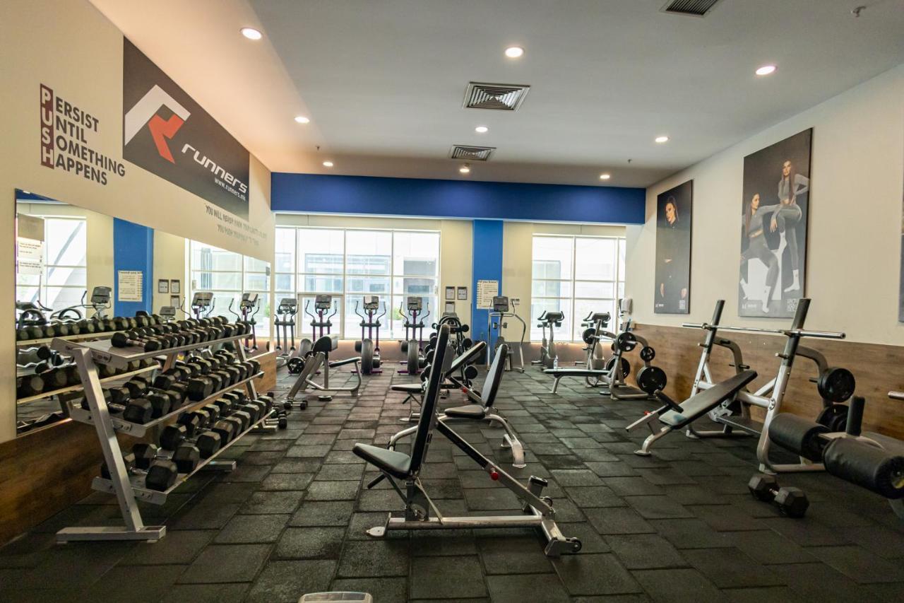 16Th Floor Sky View Condo With Pool And Fitness 斯科普里 外观 照片
